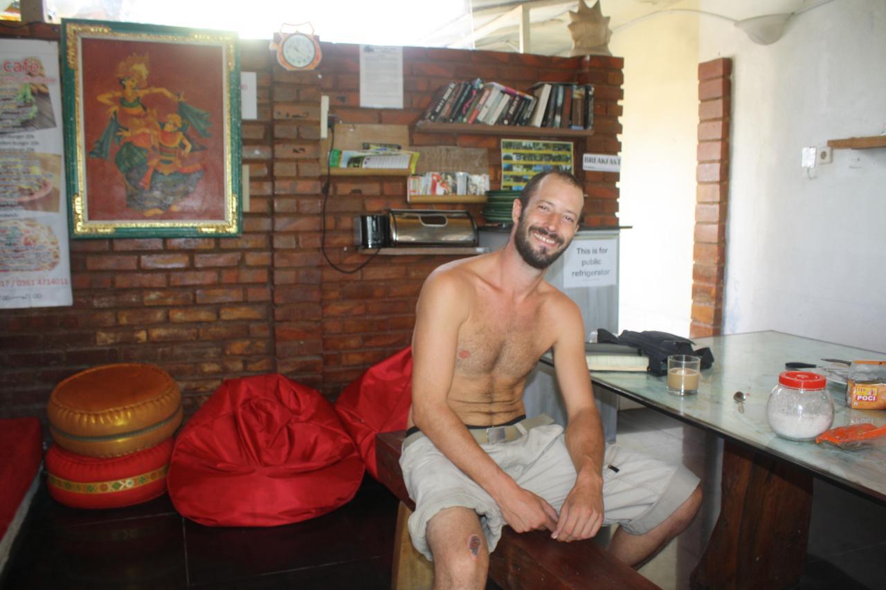 Gusti Homestay Kerobokan Extérieur photo