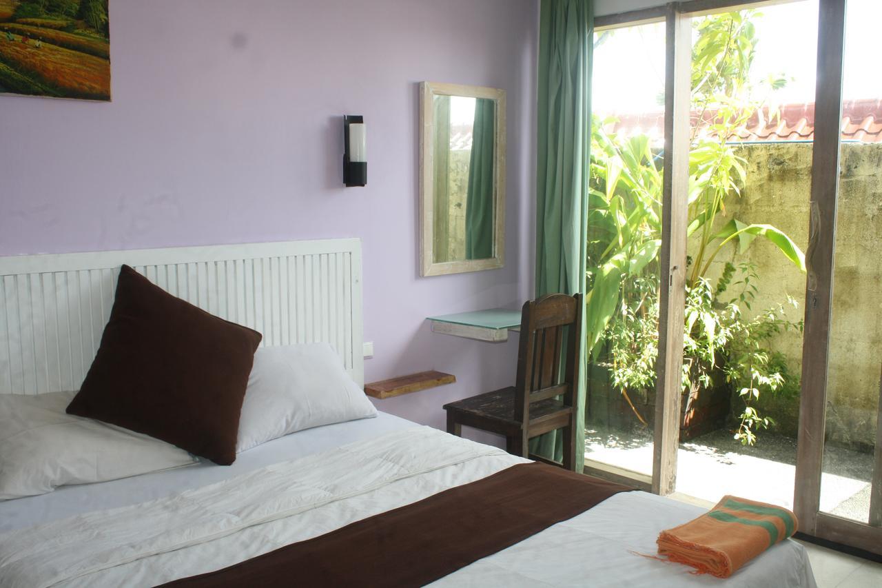 Gusti Homestay Kerobokan Extérieur photo
