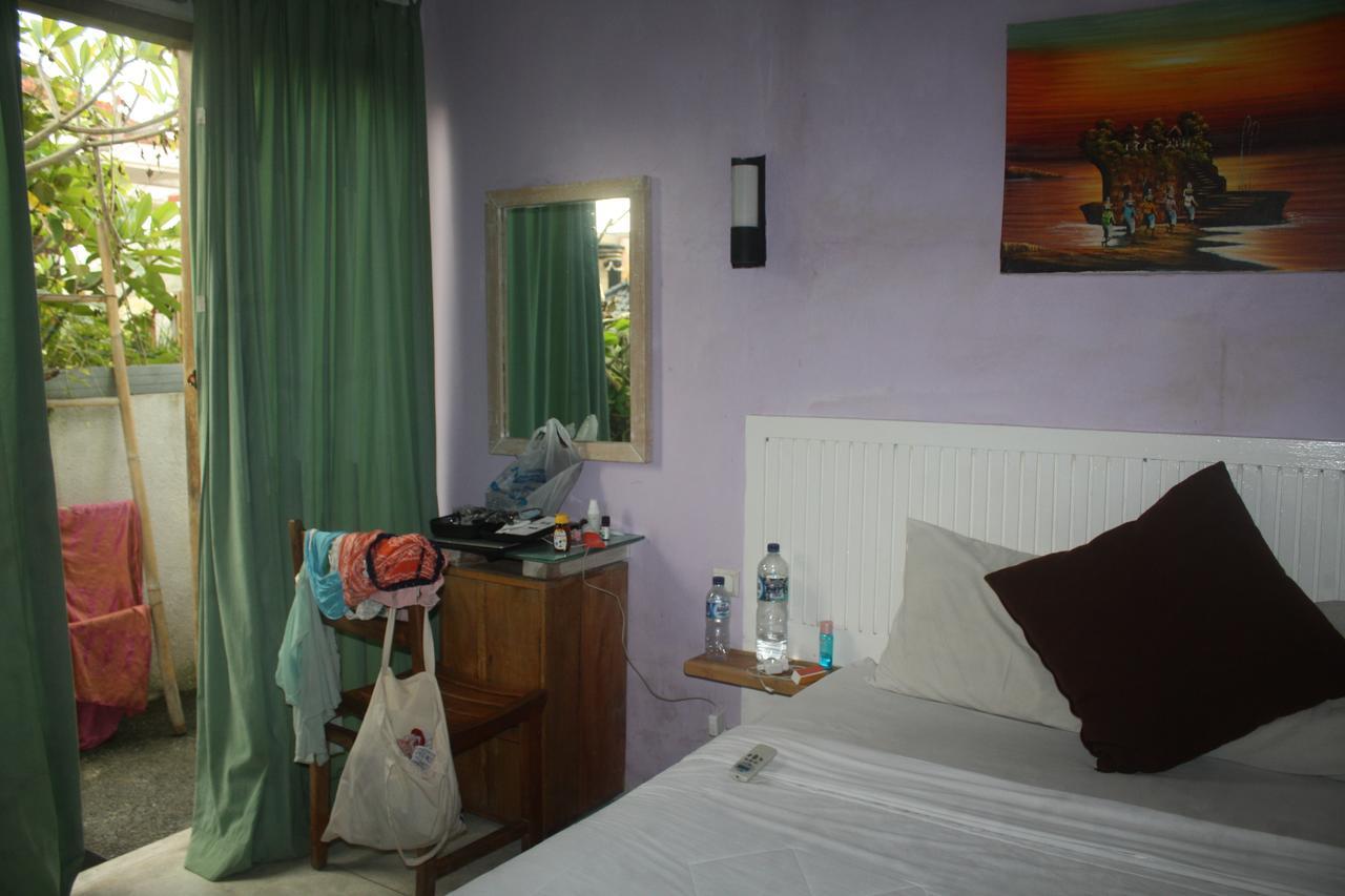 Gusti Homestay Kerobokan Extérieur photo