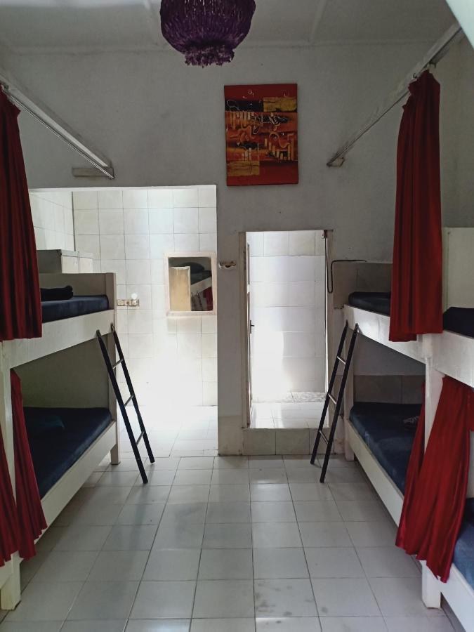 Gusti Homestay Kerobokan Extérieur photo